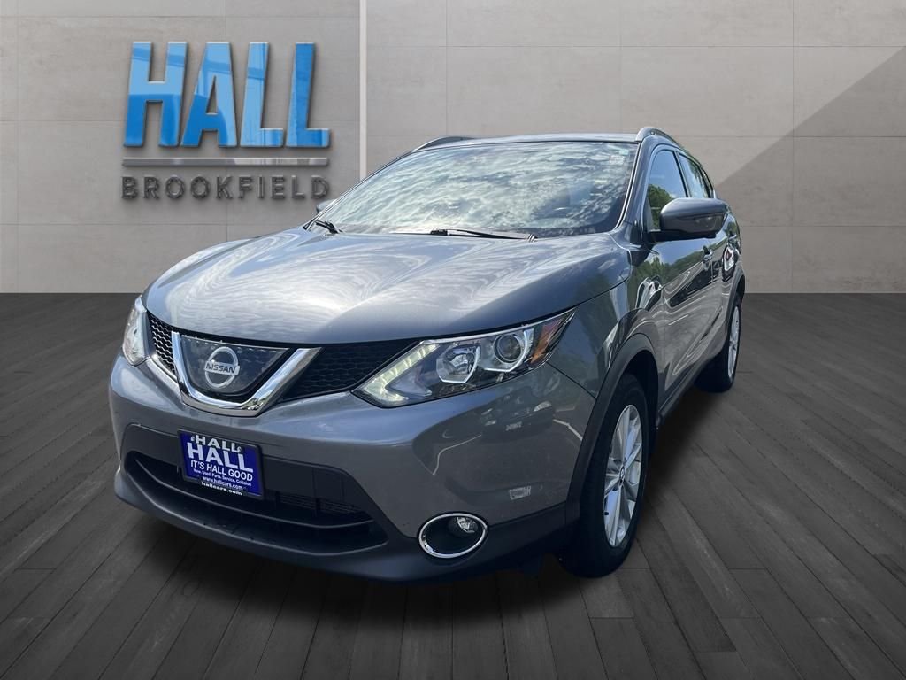 Used 2019 Gray Nissan SV image 1