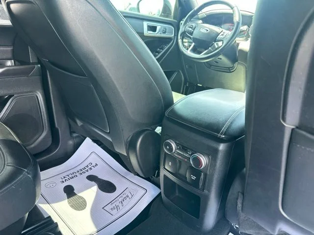 Used 2020 Black Ford Limited image 13