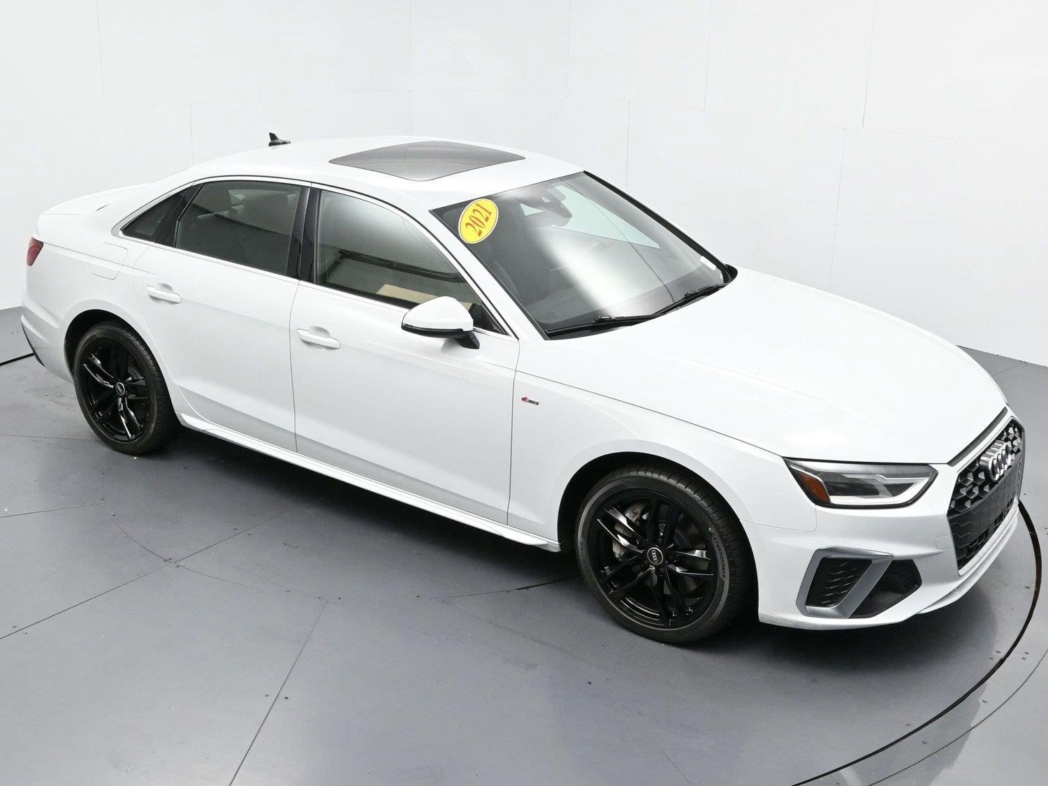 Used 2021 Glacier White Metallic Audi S line Premium image 32