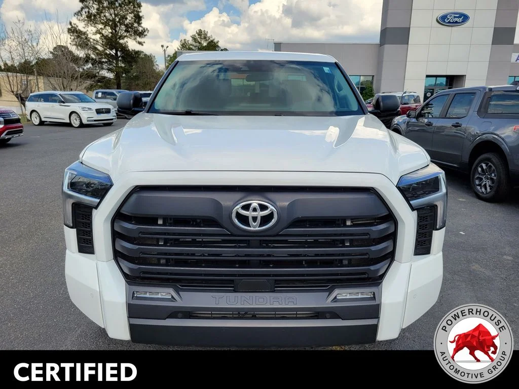 Used 2023 White Toyota SR5 image 10