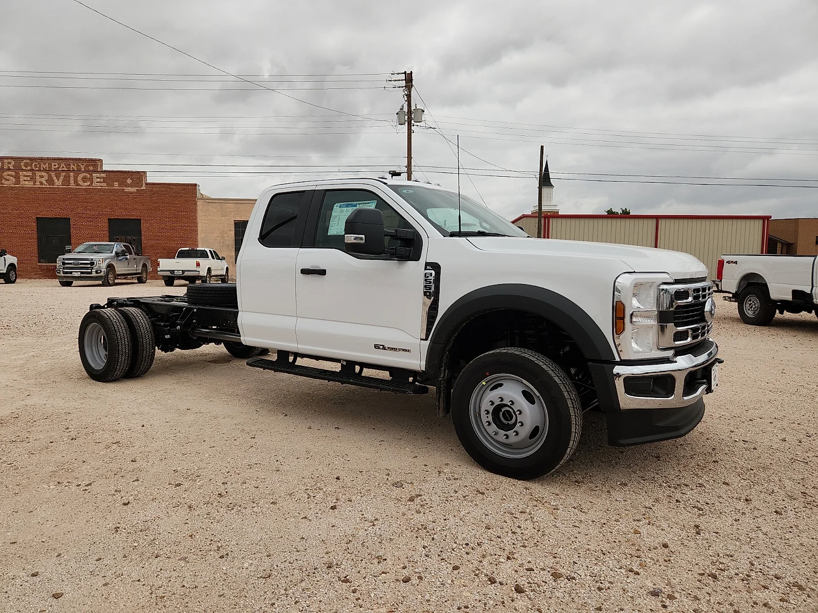 New 2026 Oxford White Ford XL image 8