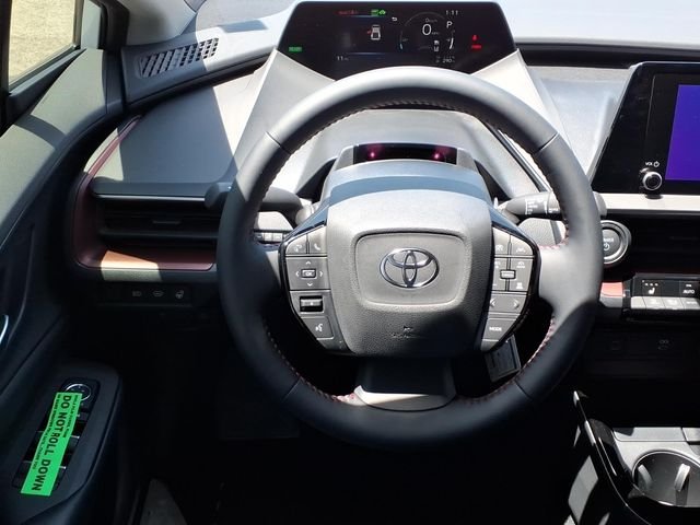 New 2026 Wind Chill Pearl <sup>1</sup> Toyota  XSE image 13