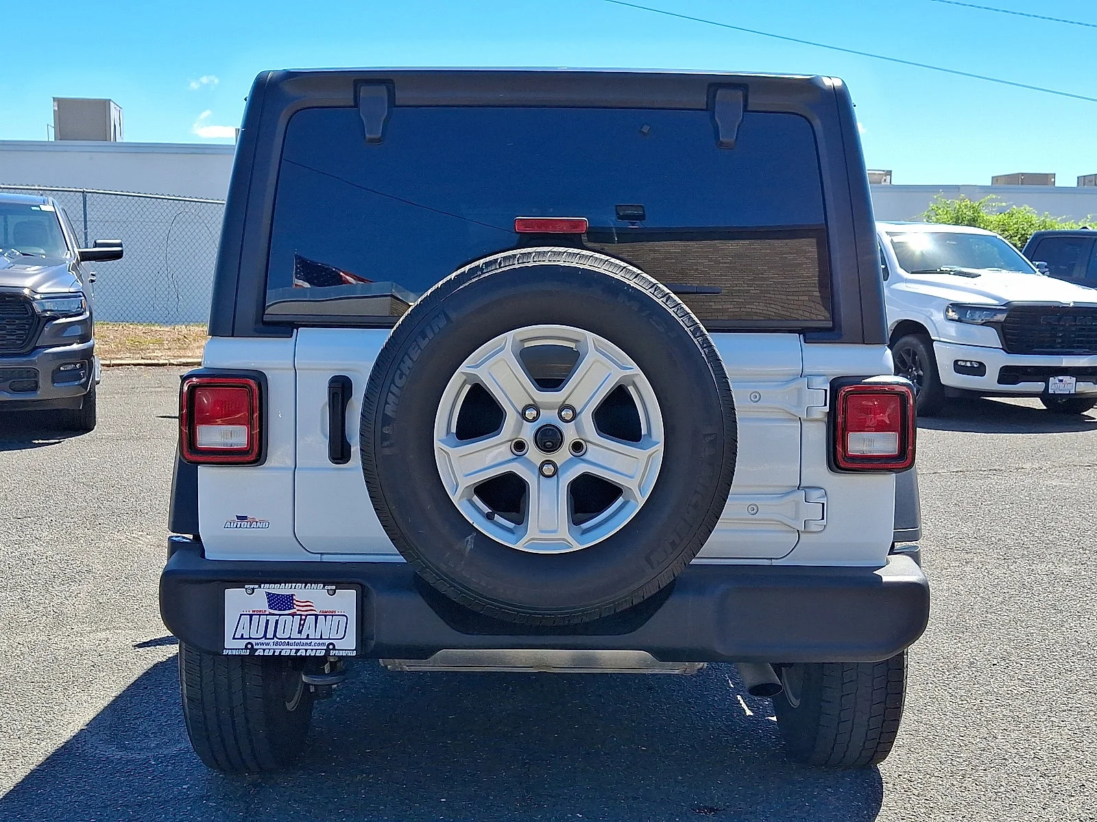 Used 2022 Bright White Clearcoat Jeep Unlimited Sport S image 6