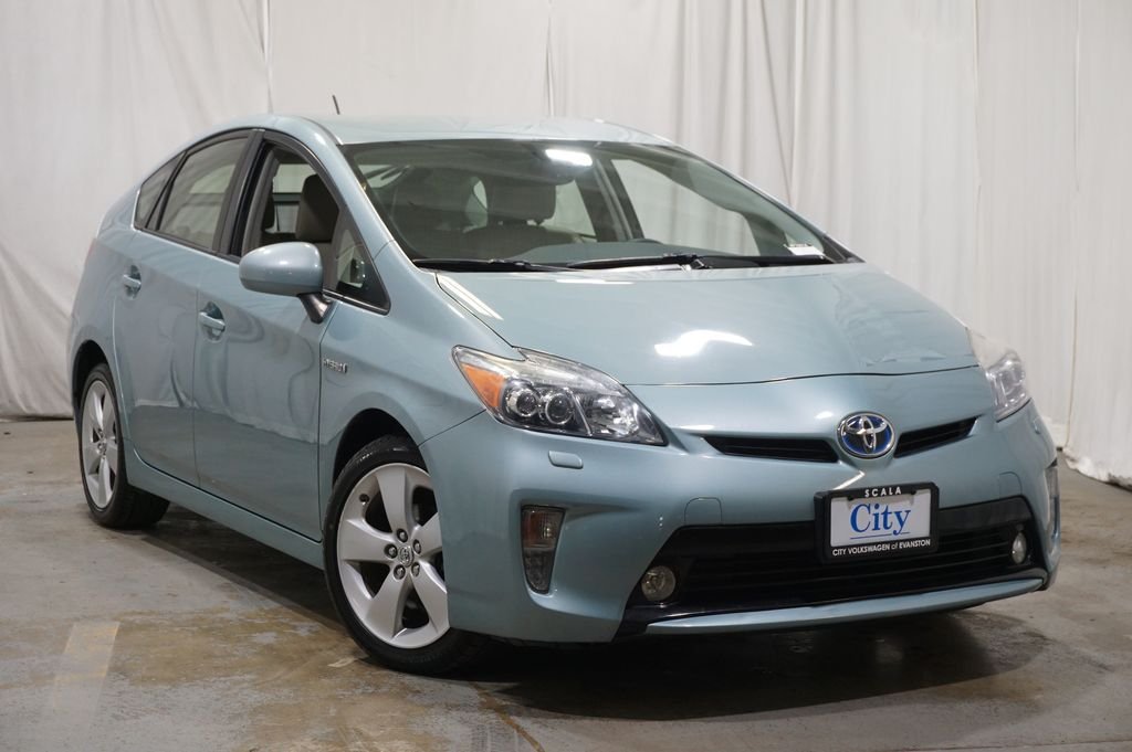 Used 2013 Toyota Prius Five with VIN JTDKN3DU9D5658532 for sale in Evanston, IL