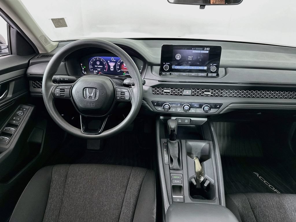 2025 Honda Accord SE - Photo 54