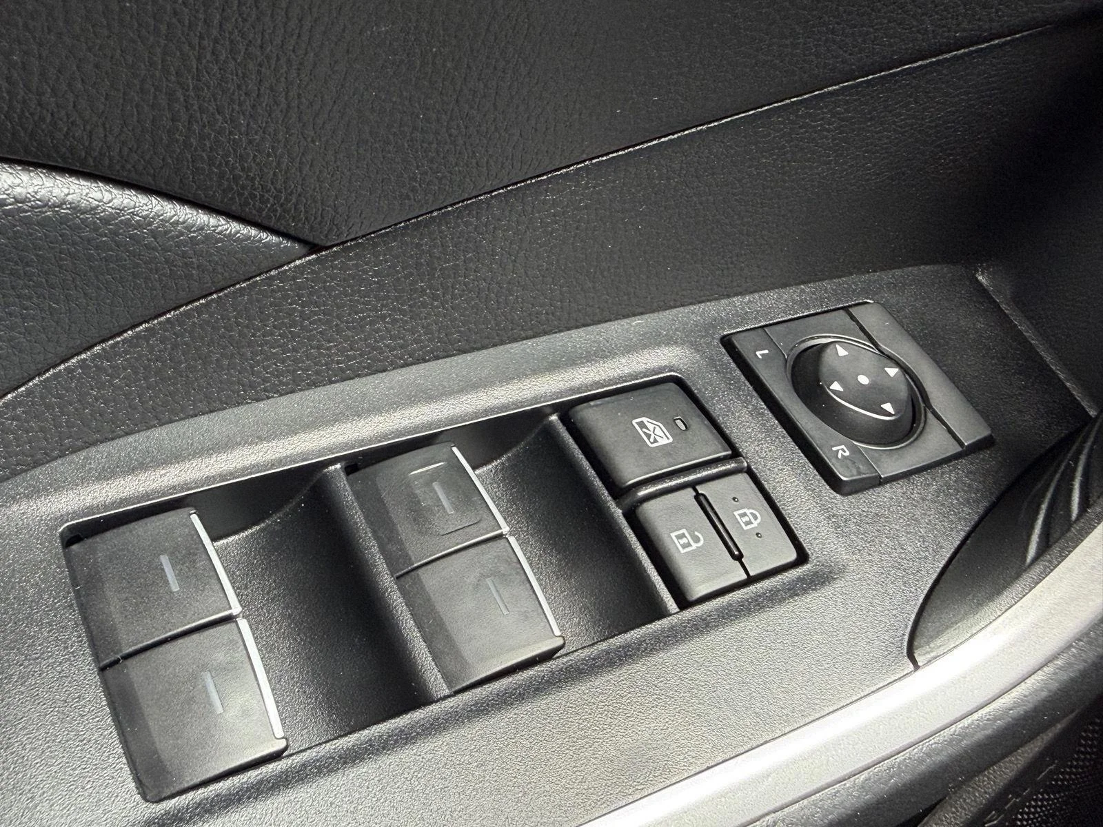 Used 2023 Ice Cap Toyota XLE image 25