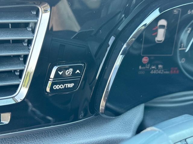 Used 2023 Silver Lexus NX 350 Premium image 28