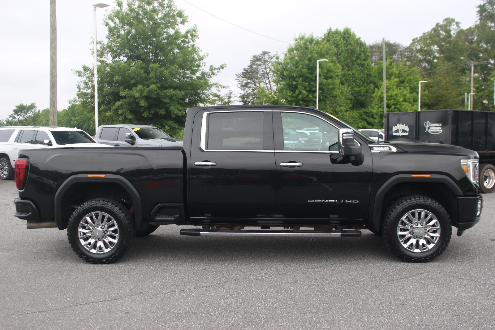 Used 2023 Ebony Twilight Metallic GMC Denali image 8