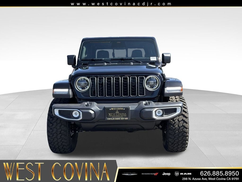 New 2026 Black Clear-Coat Exterior Paint Jeep Sahara image 3