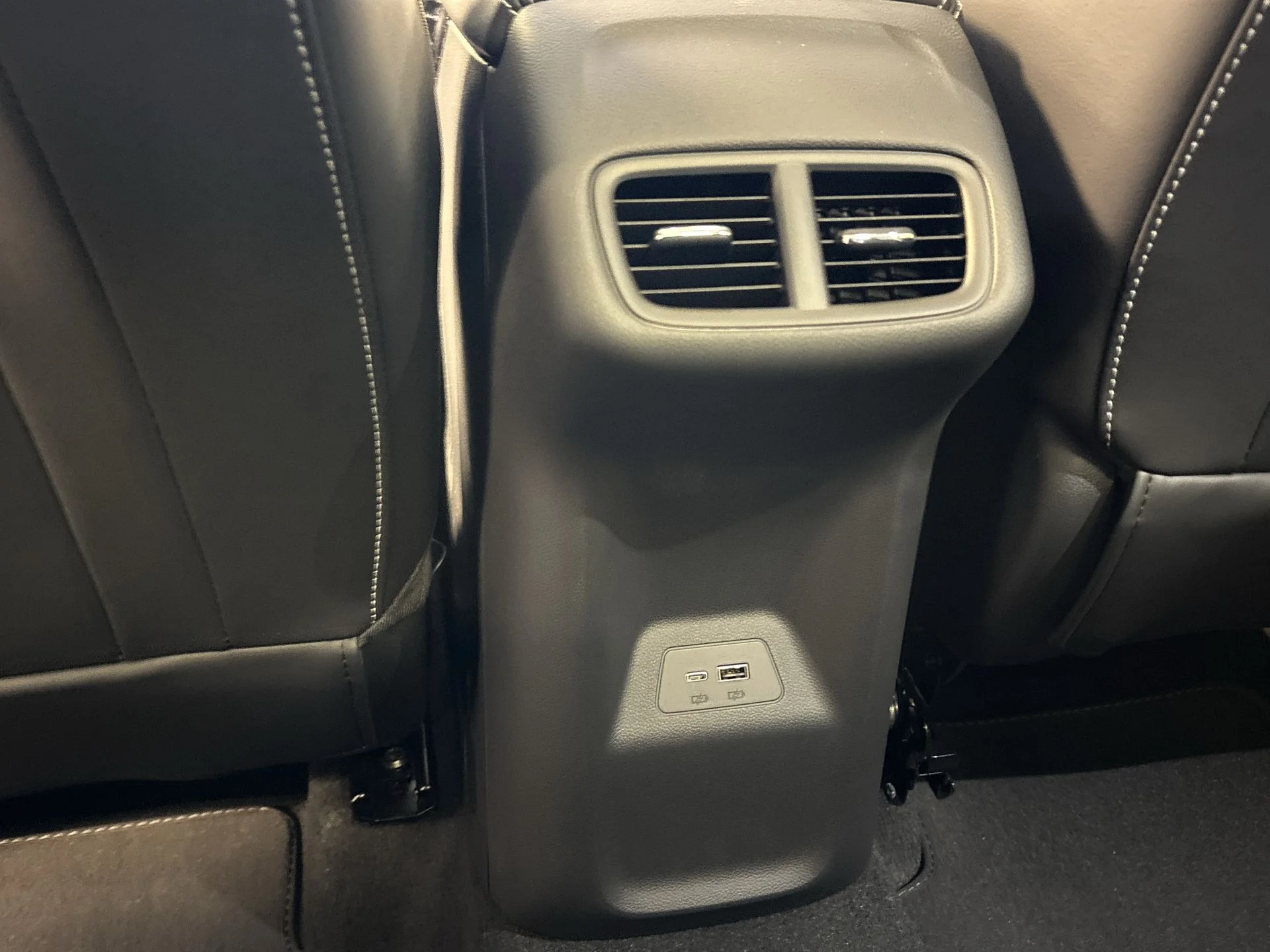 2025 Buick Envision Sport Touring - Photo 67