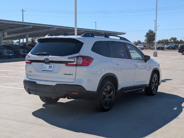 New 2027 CRYSTAL WHITE PEARL Subaru Premium 7-Passenger image 5