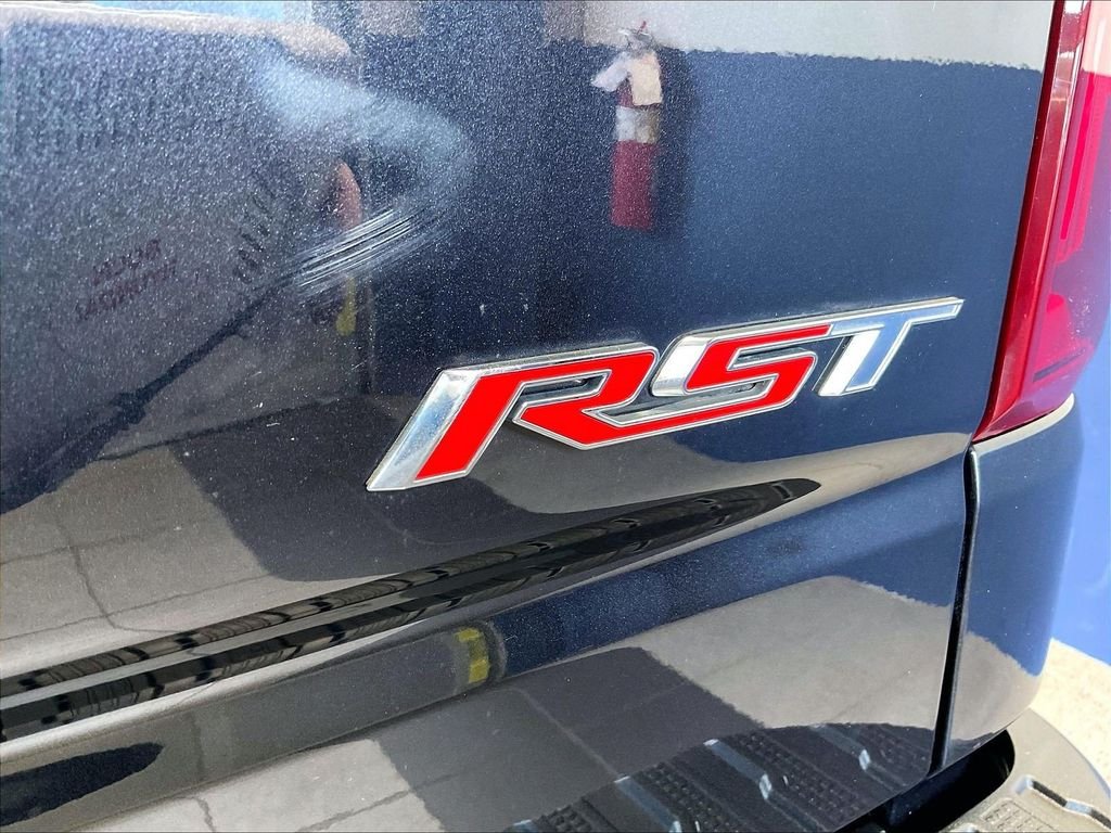 Used 2023 Gray Chevrolet RST image 28