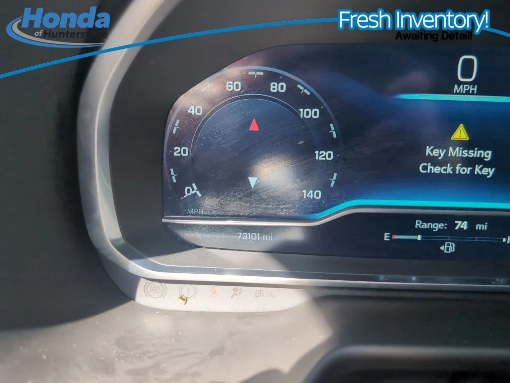 Used 2023 Summit White Chevrolet Premier image 30