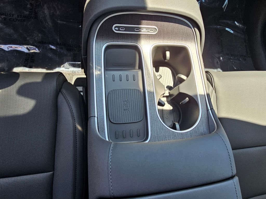 New 2026 Silver Hyundai SEL Premium image 30