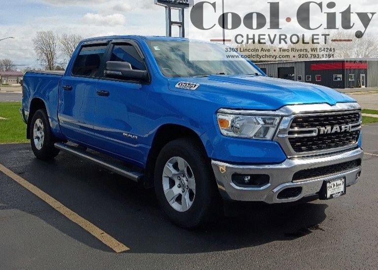 2023 RAM 1500 Big Horn/Lone Star 4x4 Crew Cab 5'7's photo