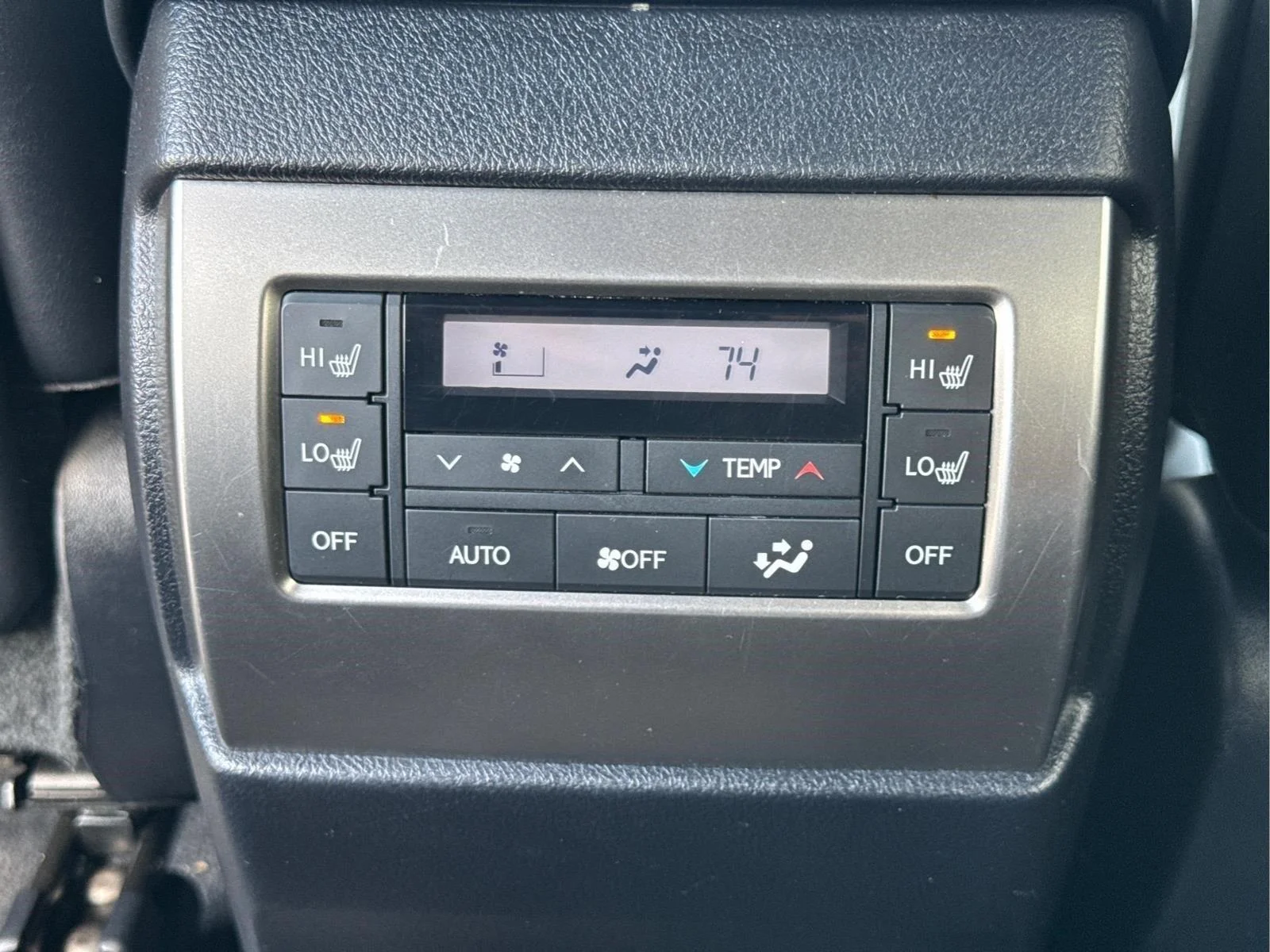 Used 2022 Black Onyx Lexus GX 460 Luxury image 14