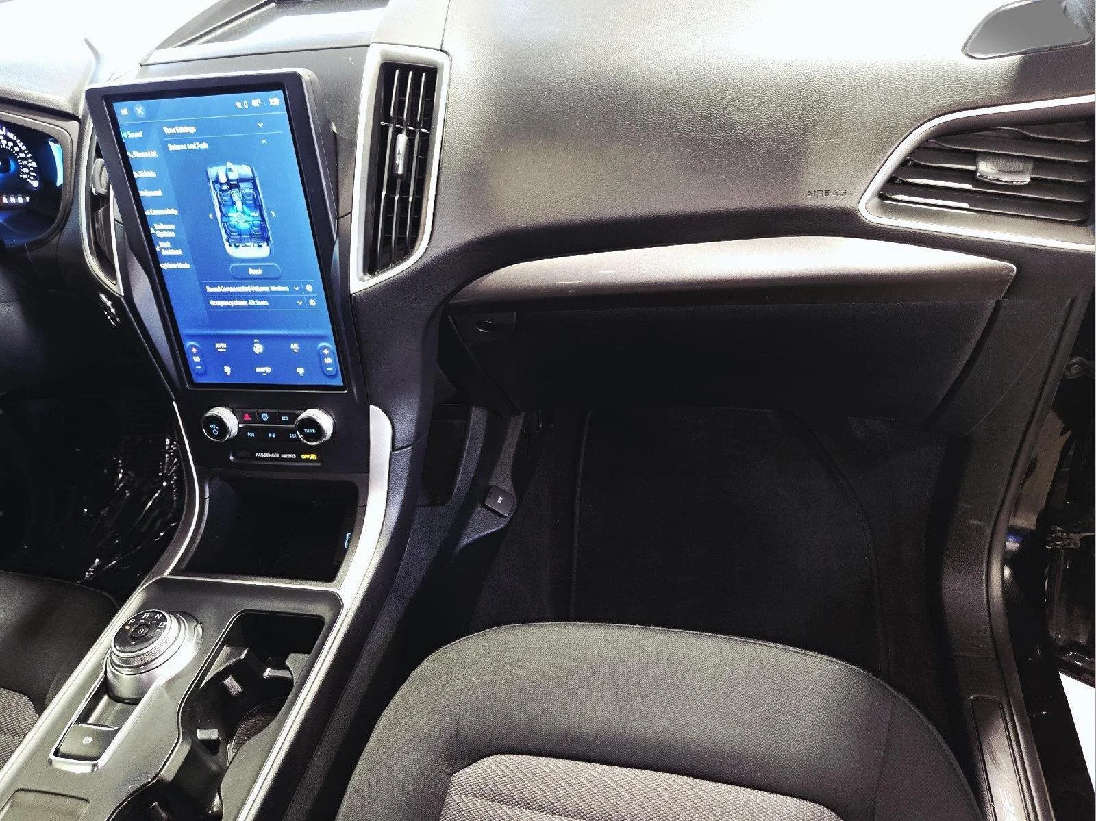 Used 2023 Agate Black Ford SE image 55