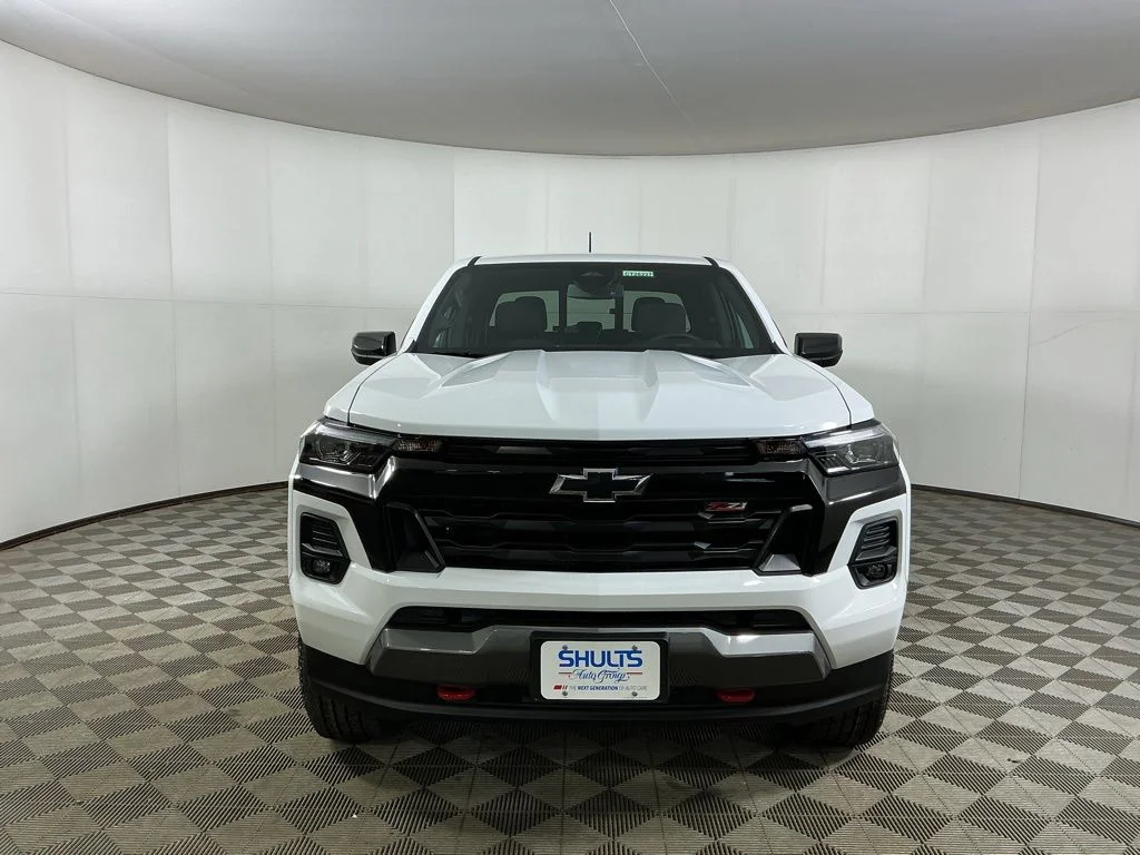 New 2026 White Chevrolet Z71 image 2