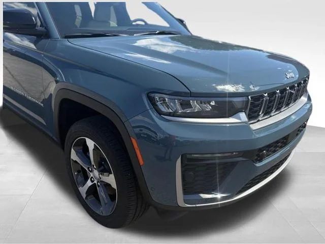 New 2026 Steel Blue Exterior Paint Jeep Limited image 23
