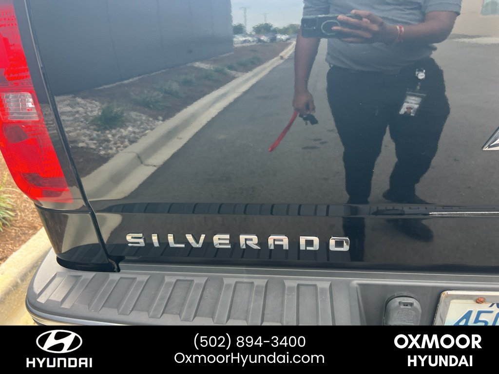 Used 2016 Black Chevrolet LT image 15