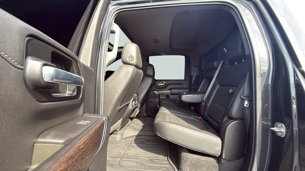 Used 2021 CARBON BLACK METALLIC GMC Denali image 40