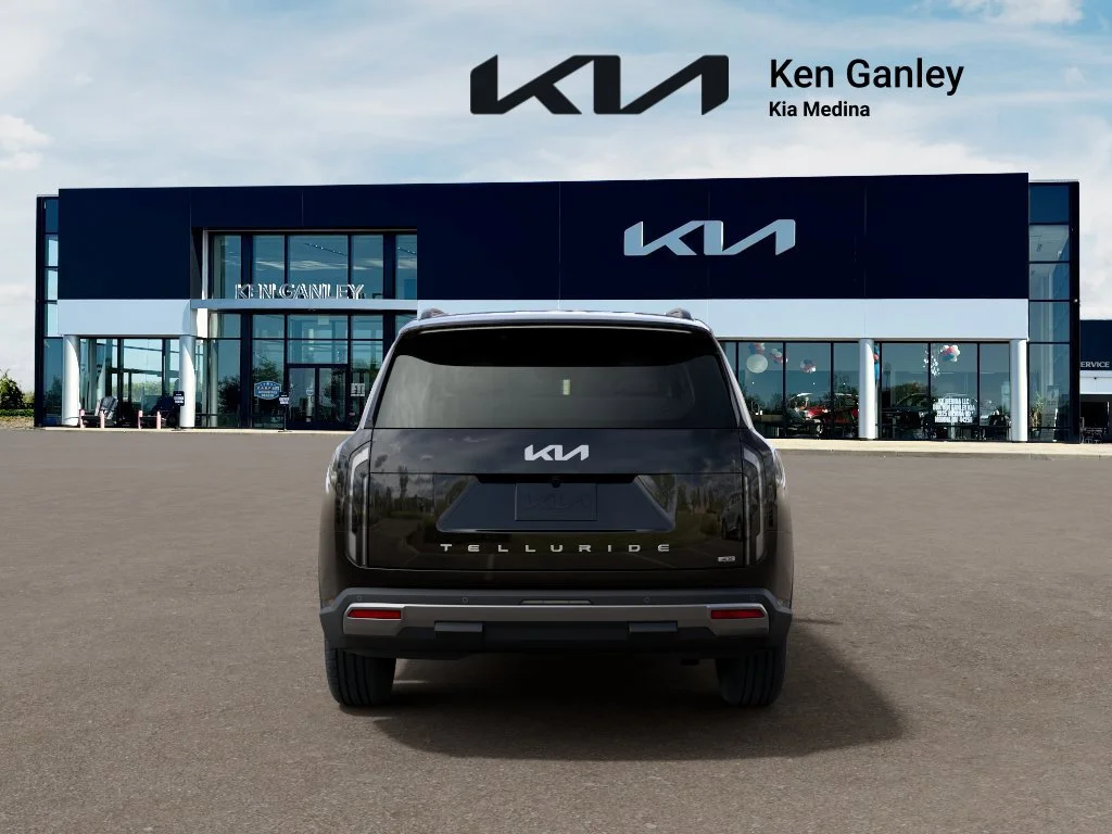 New 2027 Ebony Black Kia S image 5