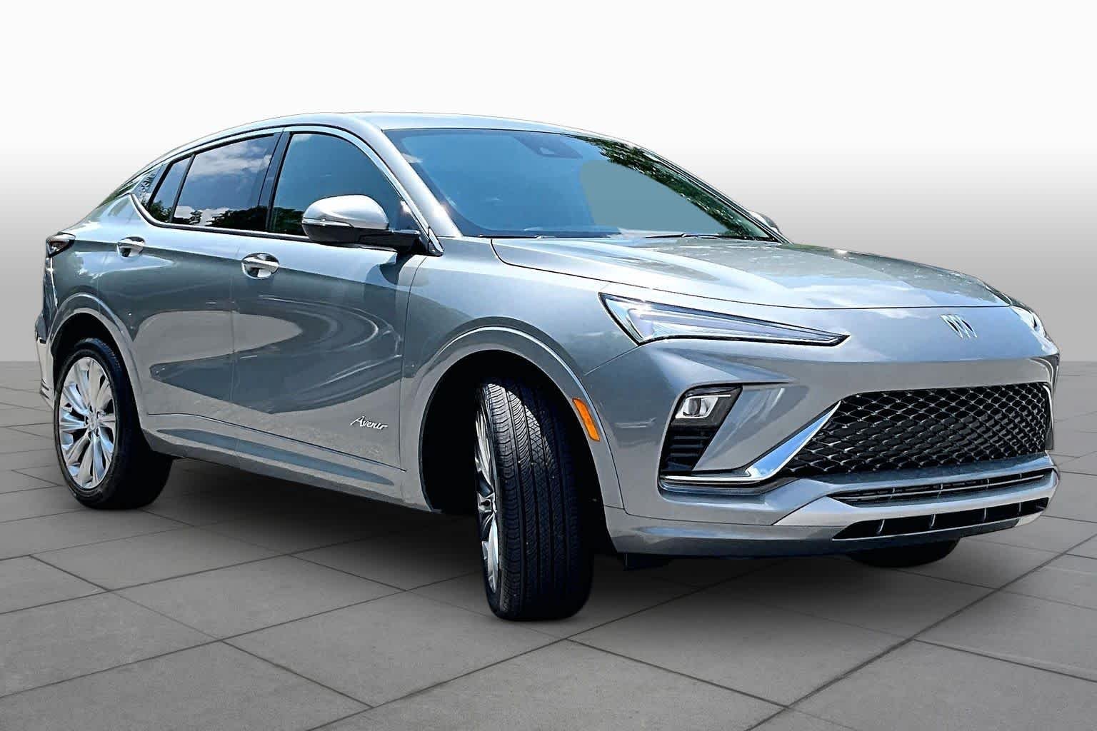Used 2025 Moonstone Gray Metallic Buick Avenir image 2