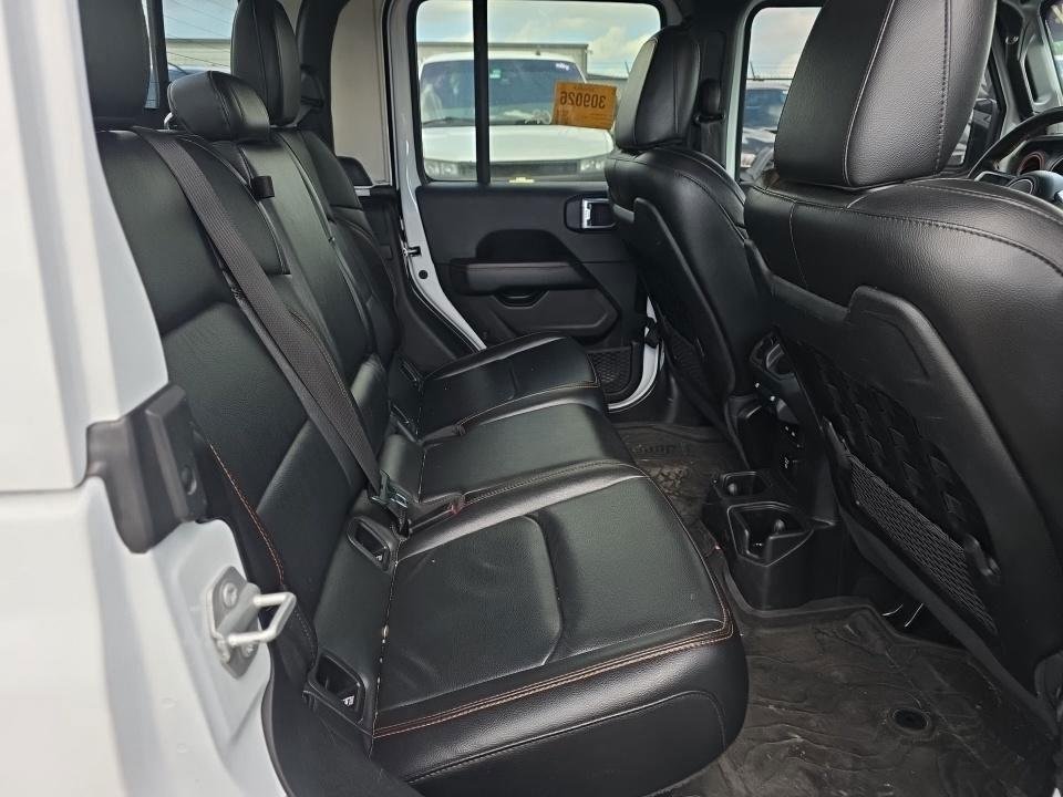 Used 2022 Bright White Clearcoat Jeep Mojave image 6