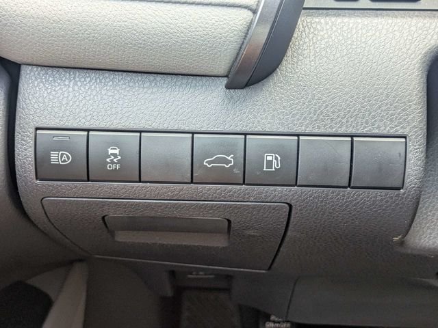 Used 2018 Gray Toyota SE image 23