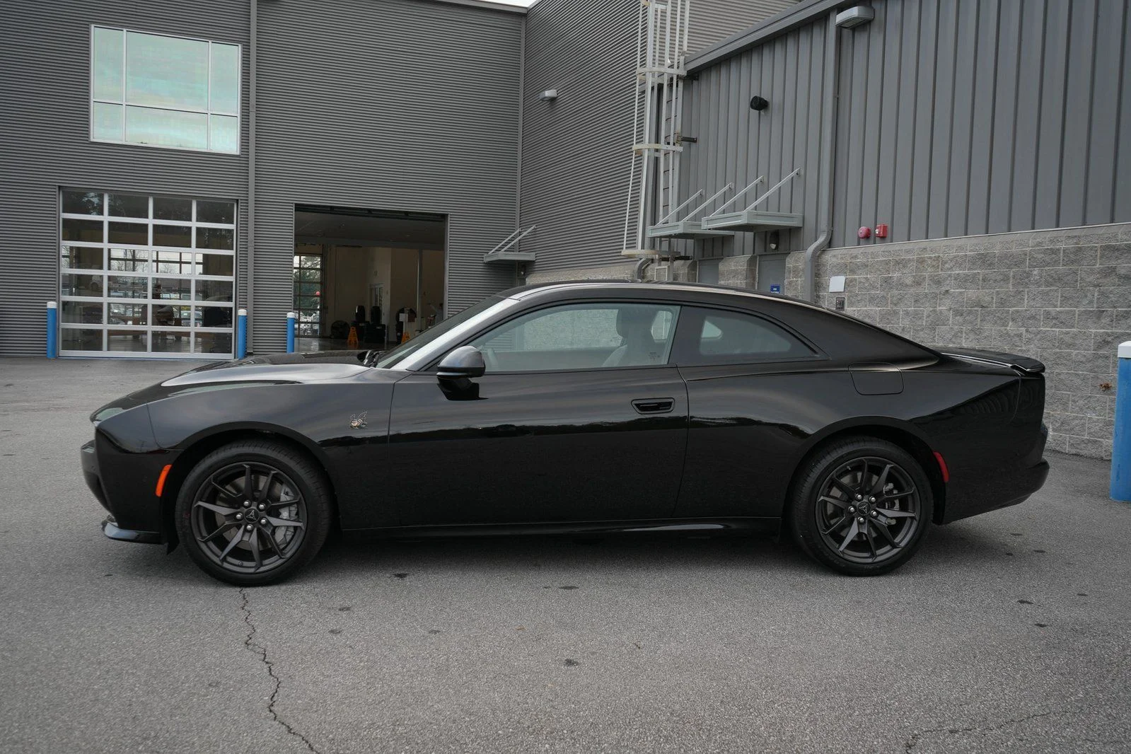 New 2026 Diamond Black Crystal Pearlcoat Dodge Scat Pack image 14