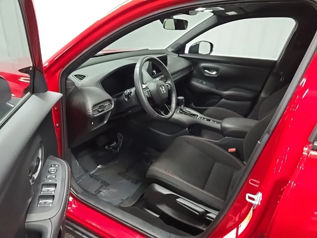 Used 2024 Milano Red Honda Sport image 28