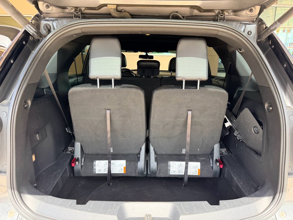 Used 2016 Magnetic Metallic Ford XLT image 27