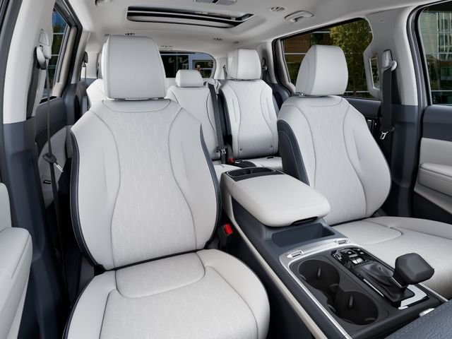 2026 Kia Carnival SX - Photo 15