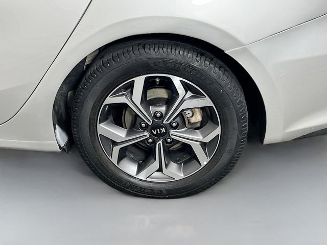 2021 Kia Forte LXS - Photo 29