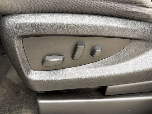 Used 2018 Gray Chevrolet LT image 14