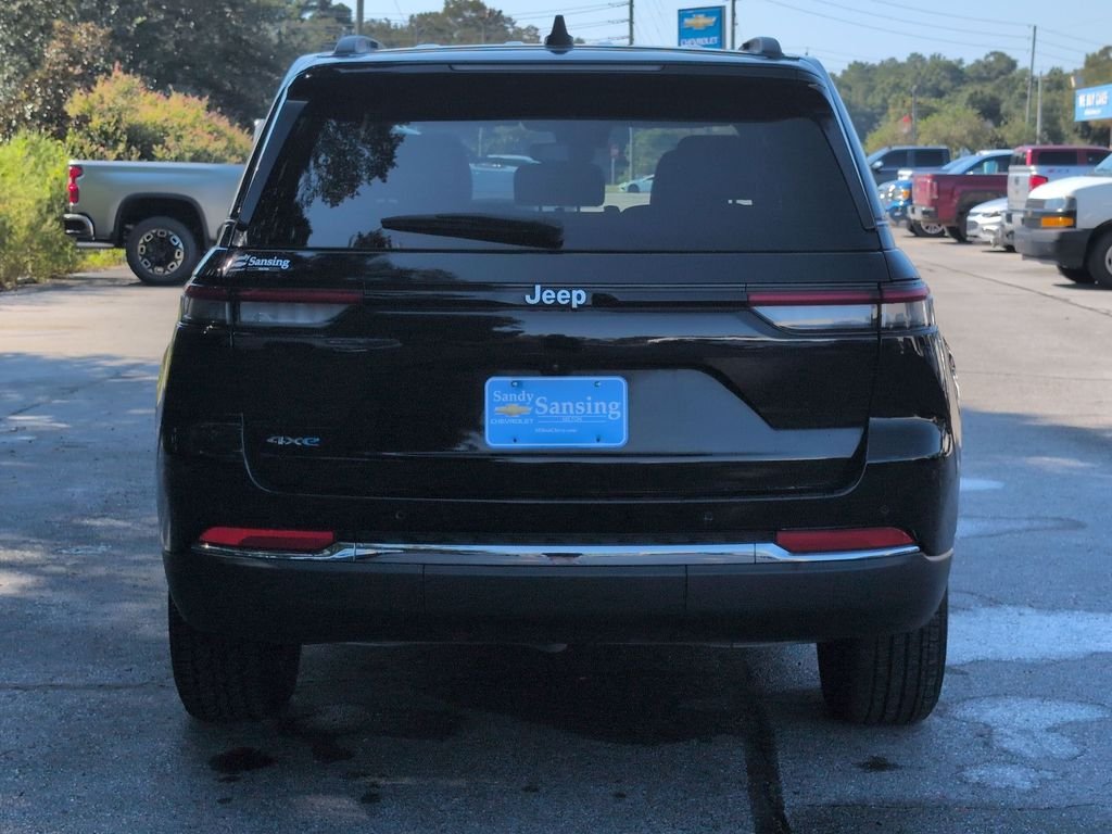 Used 2024 Black Jeep 4xe image 4