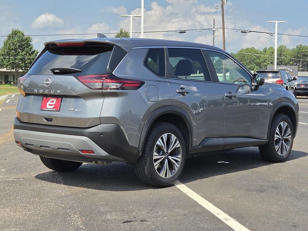Used 2023 Gun Metallic Nissan SV image 8