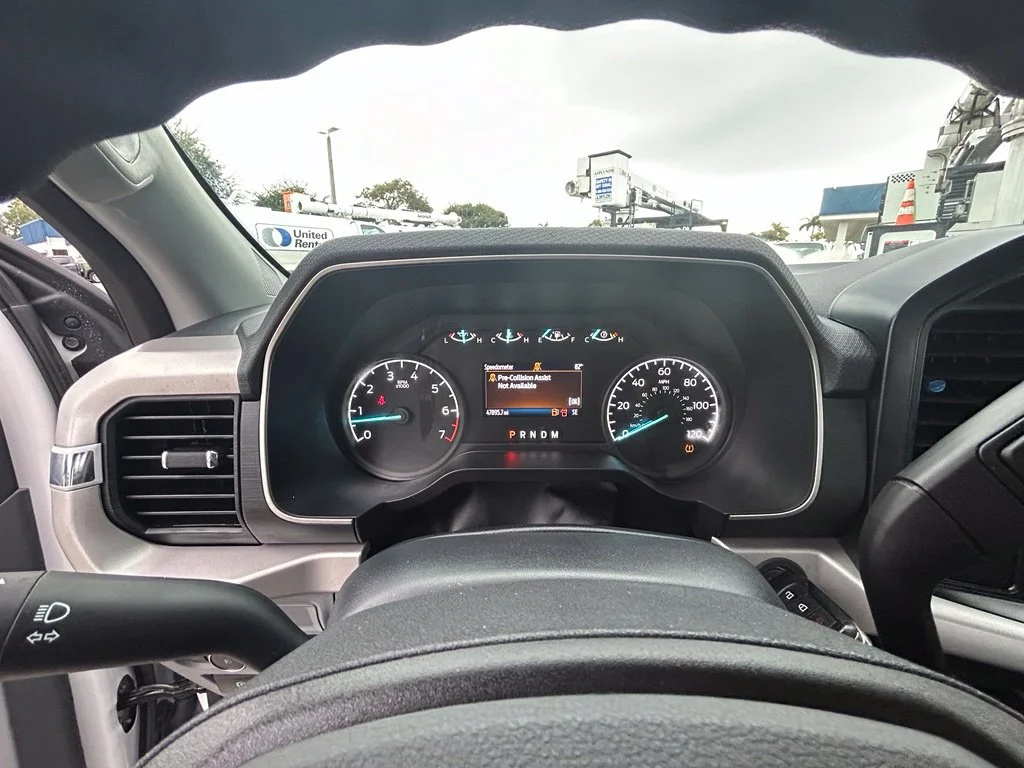 Certified Used 2023 Oxford White Ford XL image 39