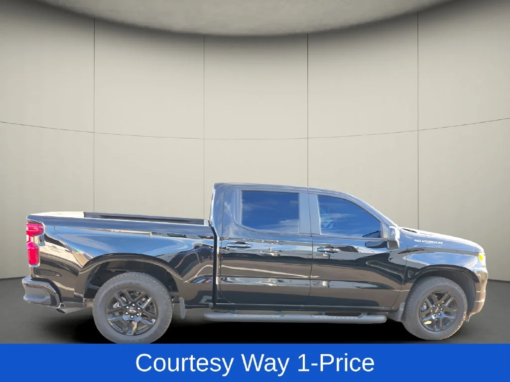 Used 2026 Black Chevrolet RST image 11