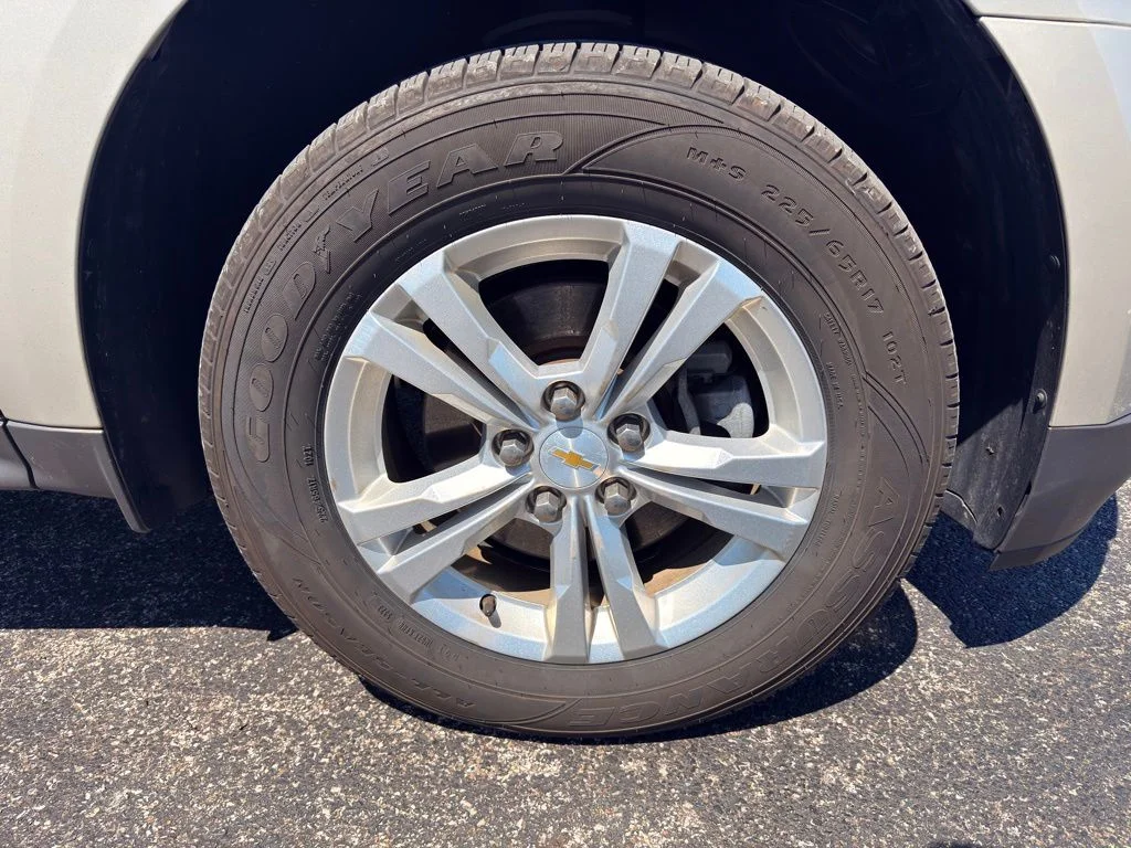 Used 2013 Gold Chevrolet LS image 18