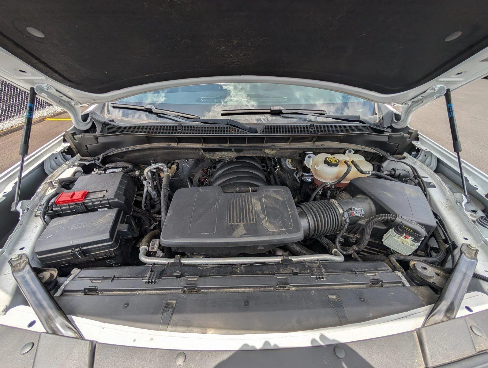 Used 2023 Summit White Chevrolet LS image 34