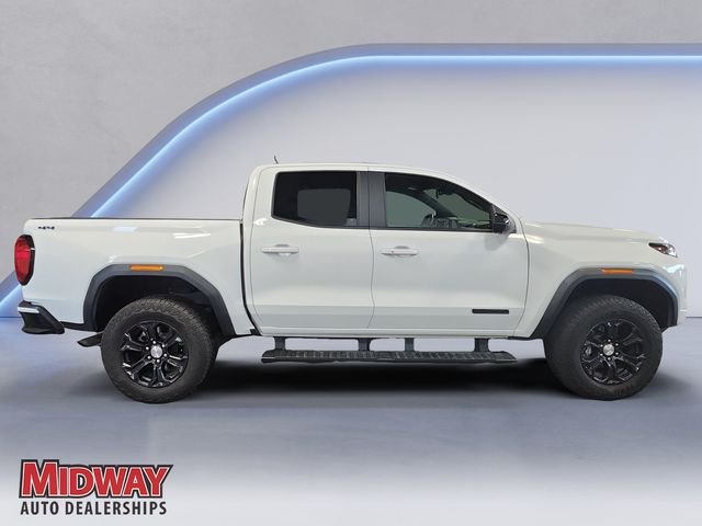 Used 2024 White GMC Elevation image 6