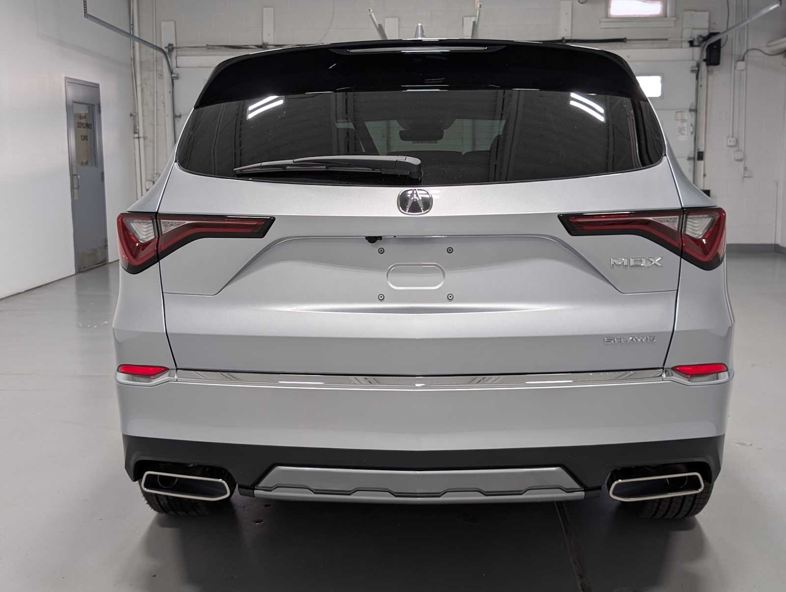 New 2026 Solar Silver Metallic Acura  image 8