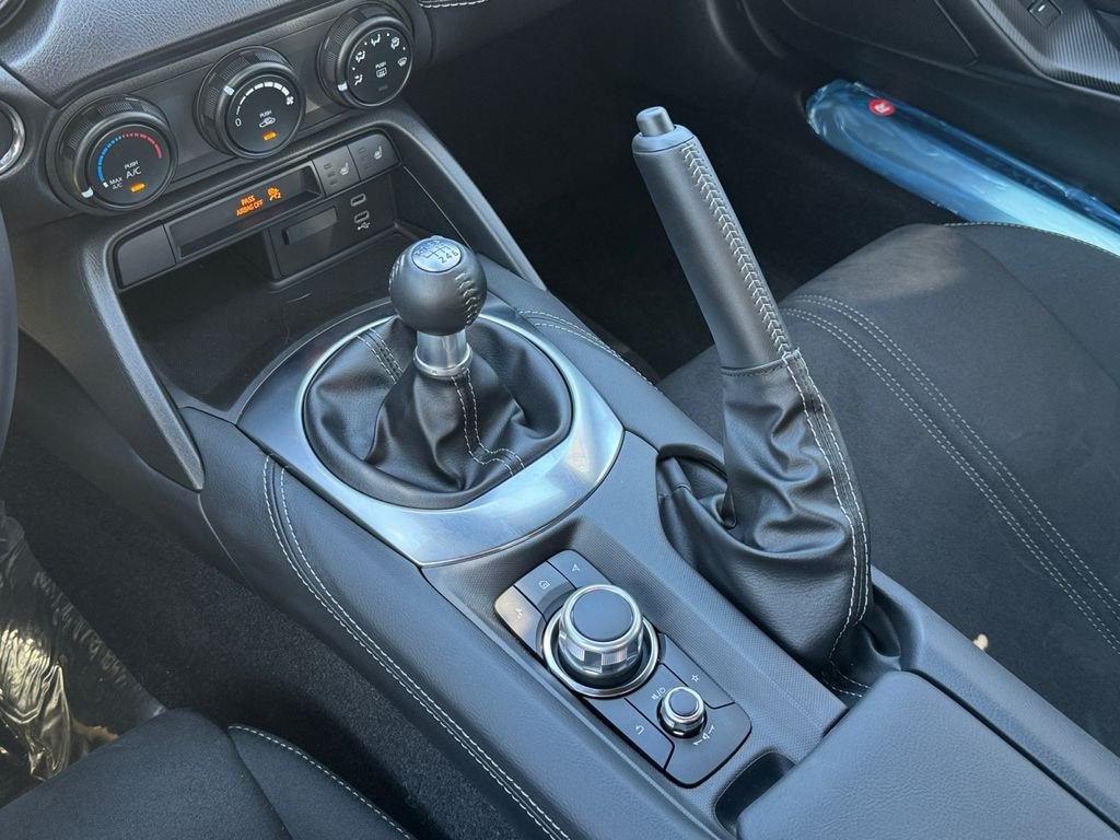 New 2026 Deep Crystal Blue Mica Mazda Club image 23