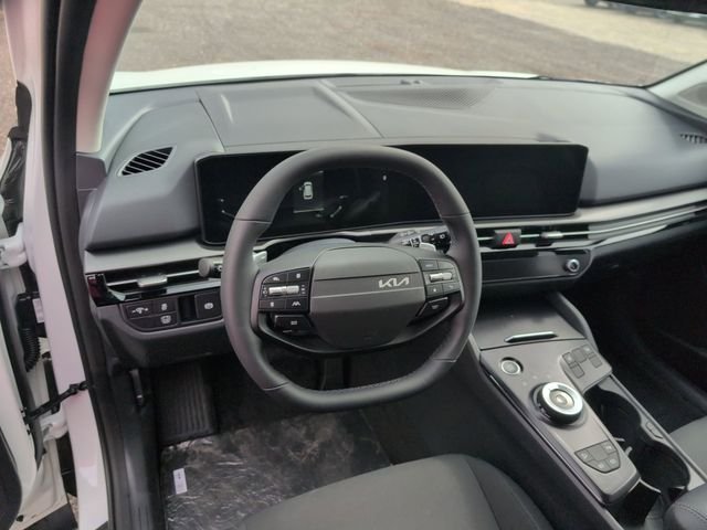 New 2026 Snow White Pearl Kia S image 14
