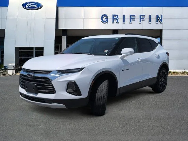 Used 2021 Summit White Chevrolet LT image 11