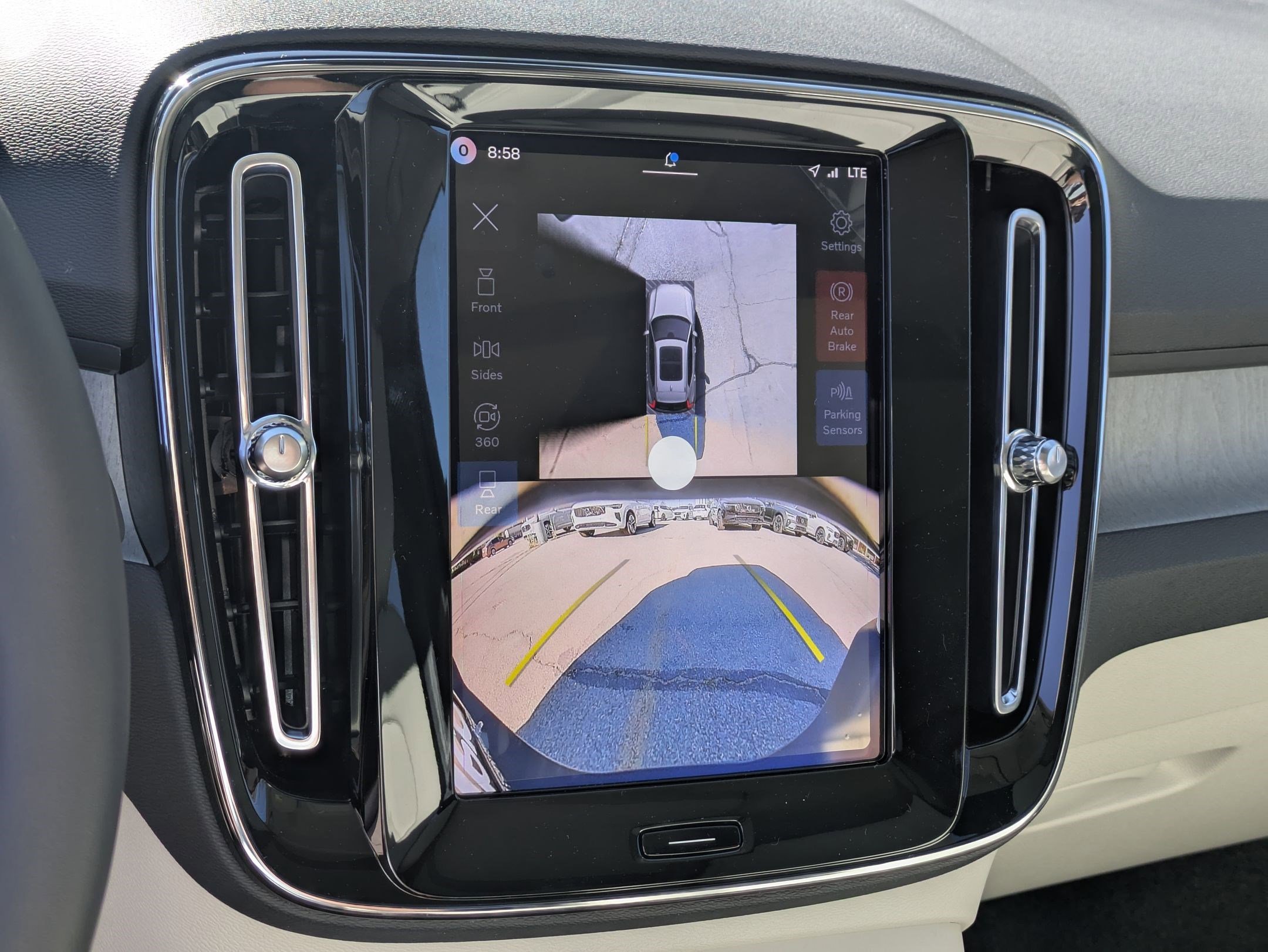 New 2026 Crystal White Volvo Plus image 13