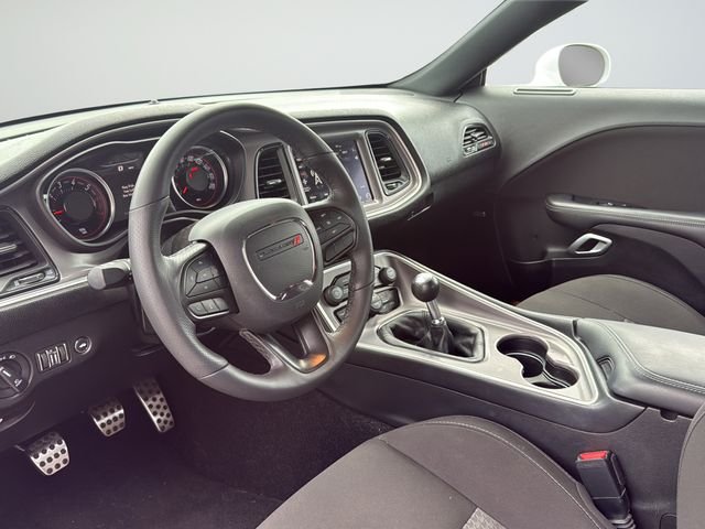 Used 2022 White Dodge R/T Scat Pack image 9