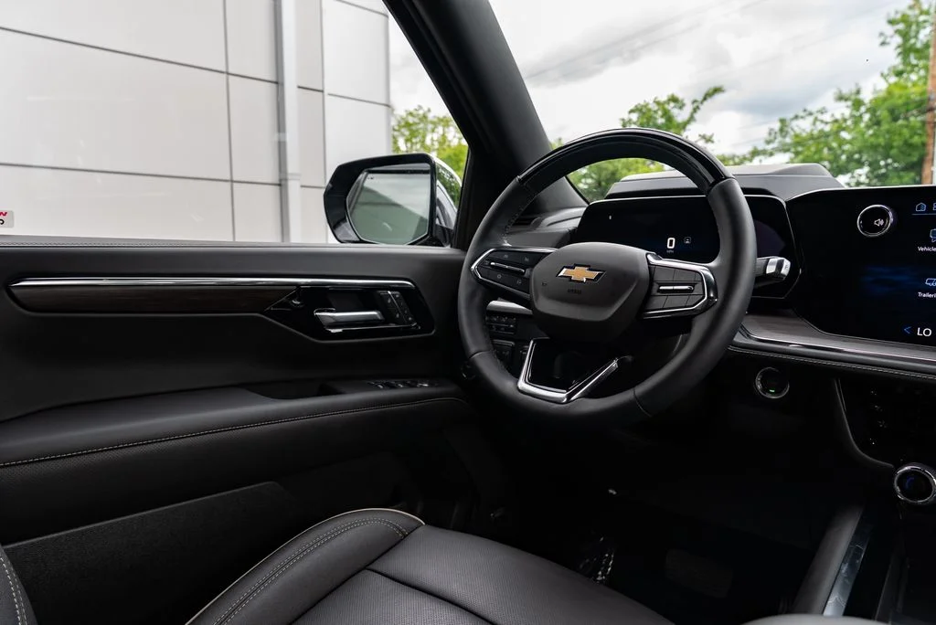 Used 2026 Black Chevrolet Premier image 12