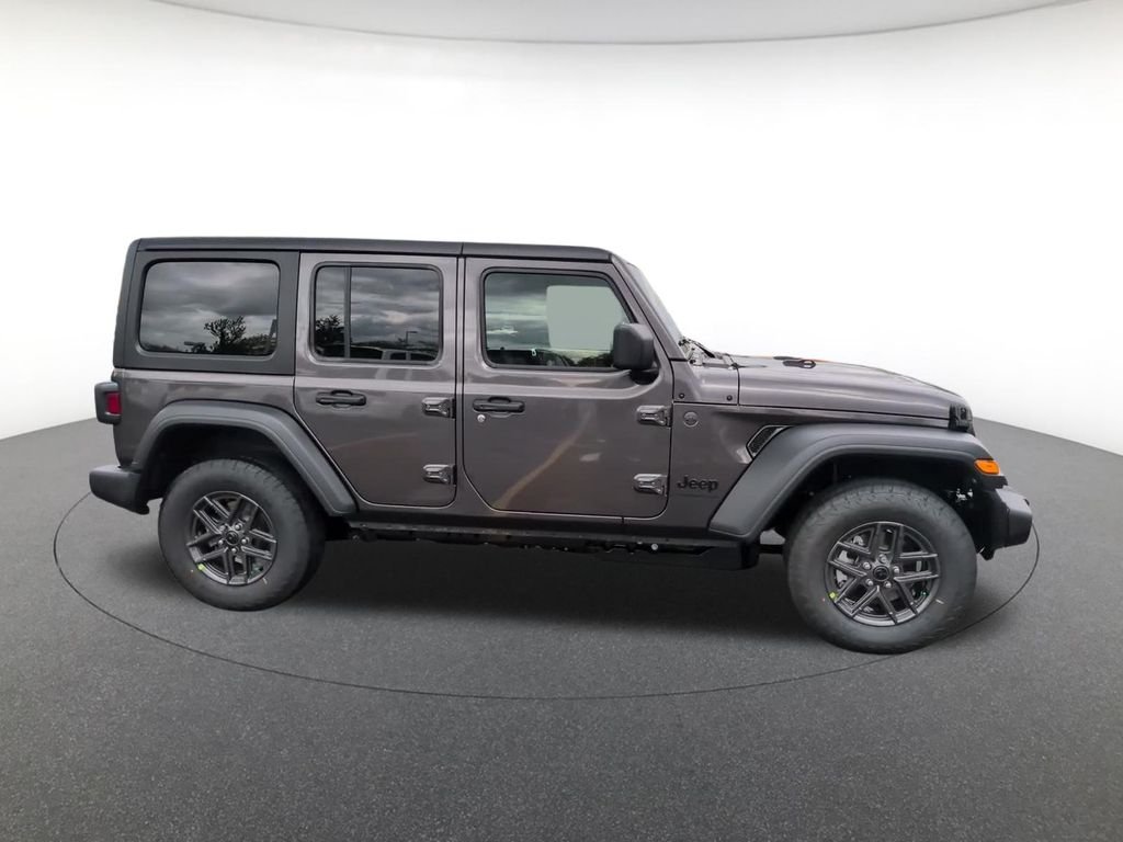 New 2026 Granite Crystal Metallic Clear-Coat Exterior Paint Jeep Sport S image 5